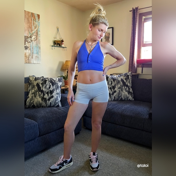 NWOT FP Movement Happiness Runs Henley Tank Electric Cobalt Size XS/S - Picture 2 of 14